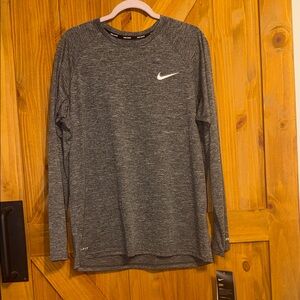 Nike Men's Heather Gray Long Sleeve Dri-FIT Crew
